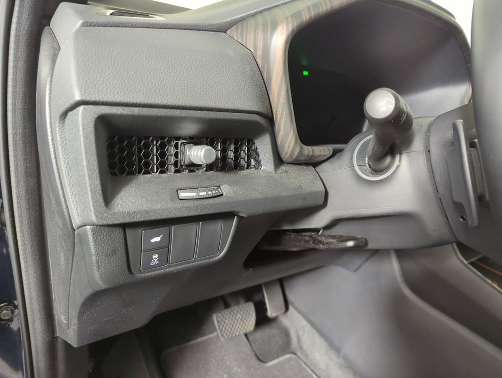 Certified 2025 Honda CR-V Sport-L image 27