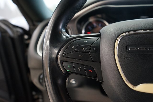 Used 2019 Dodge Challenger SXT image 29