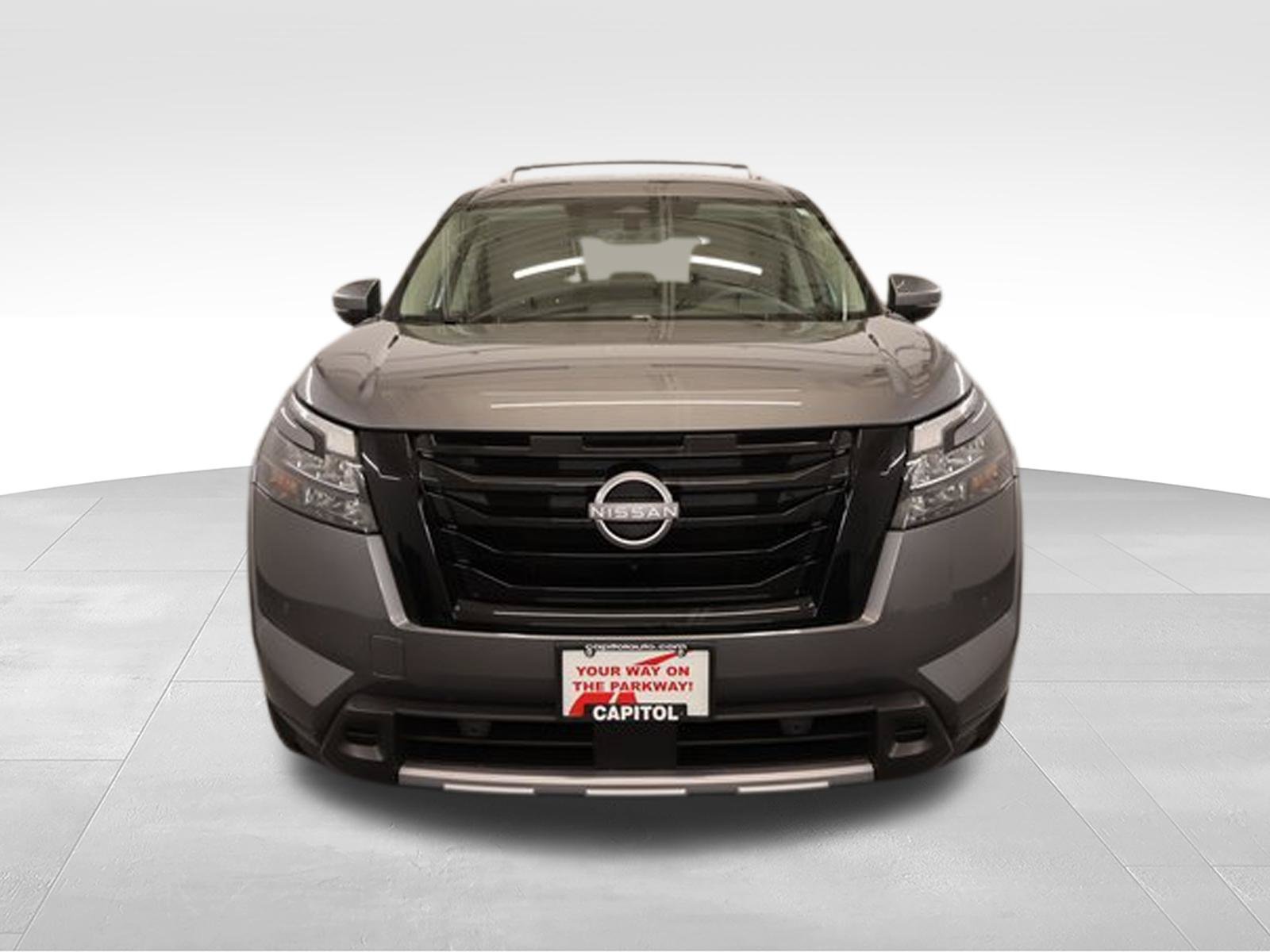 Certified 2025 Nissan Pathfinder SL w/ Black Appearance Package AWD/4WD image 6