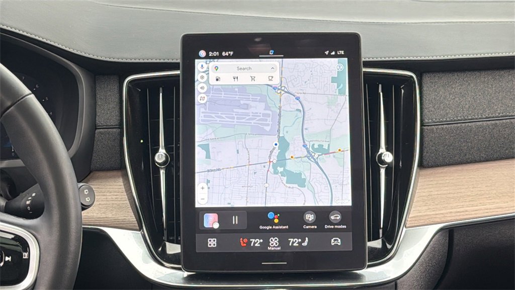 Certified 2025 Volvo XC90 B6 Plus image 12