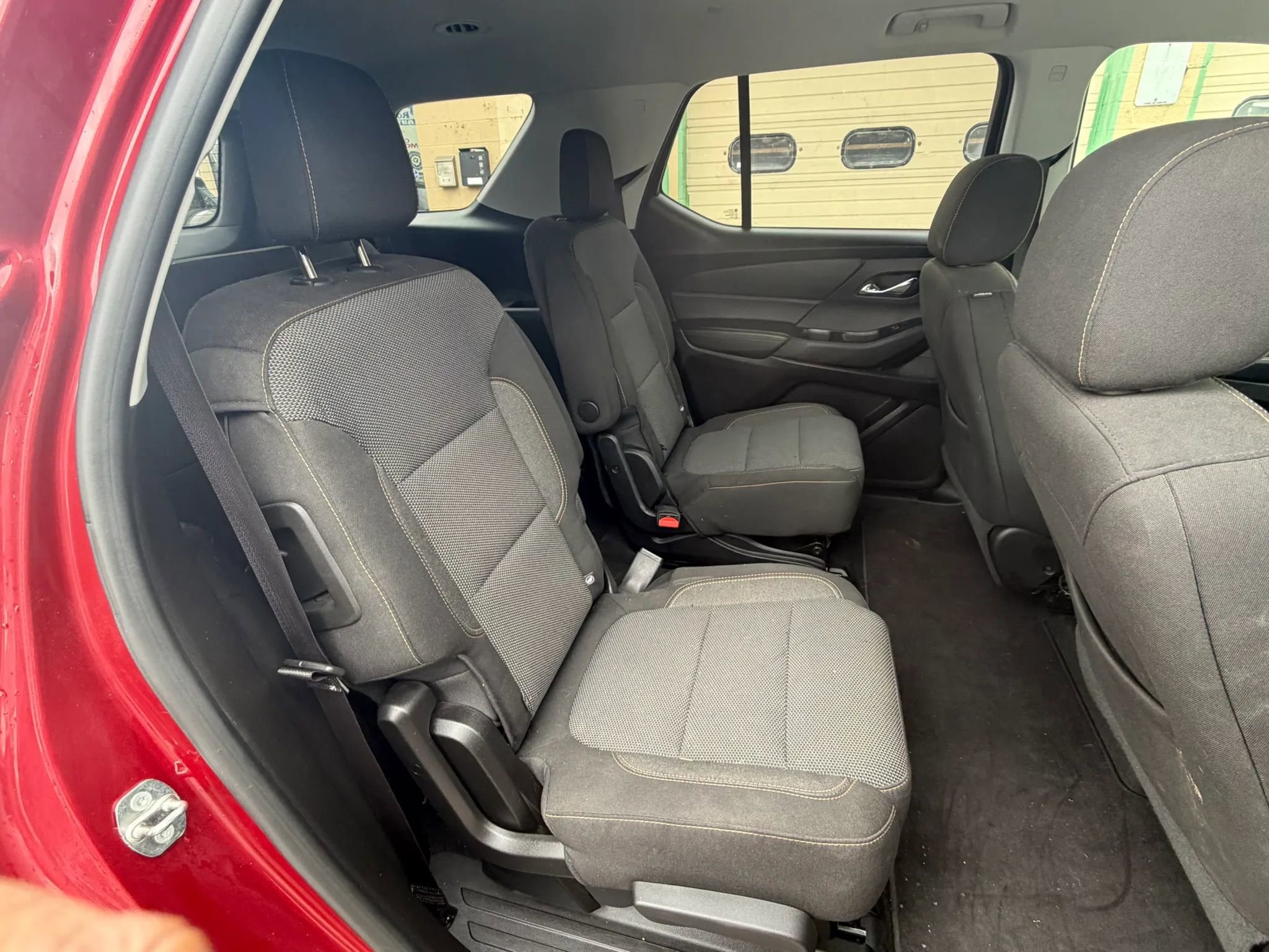 Used 2018 Chevrolet Traverse LT image 25