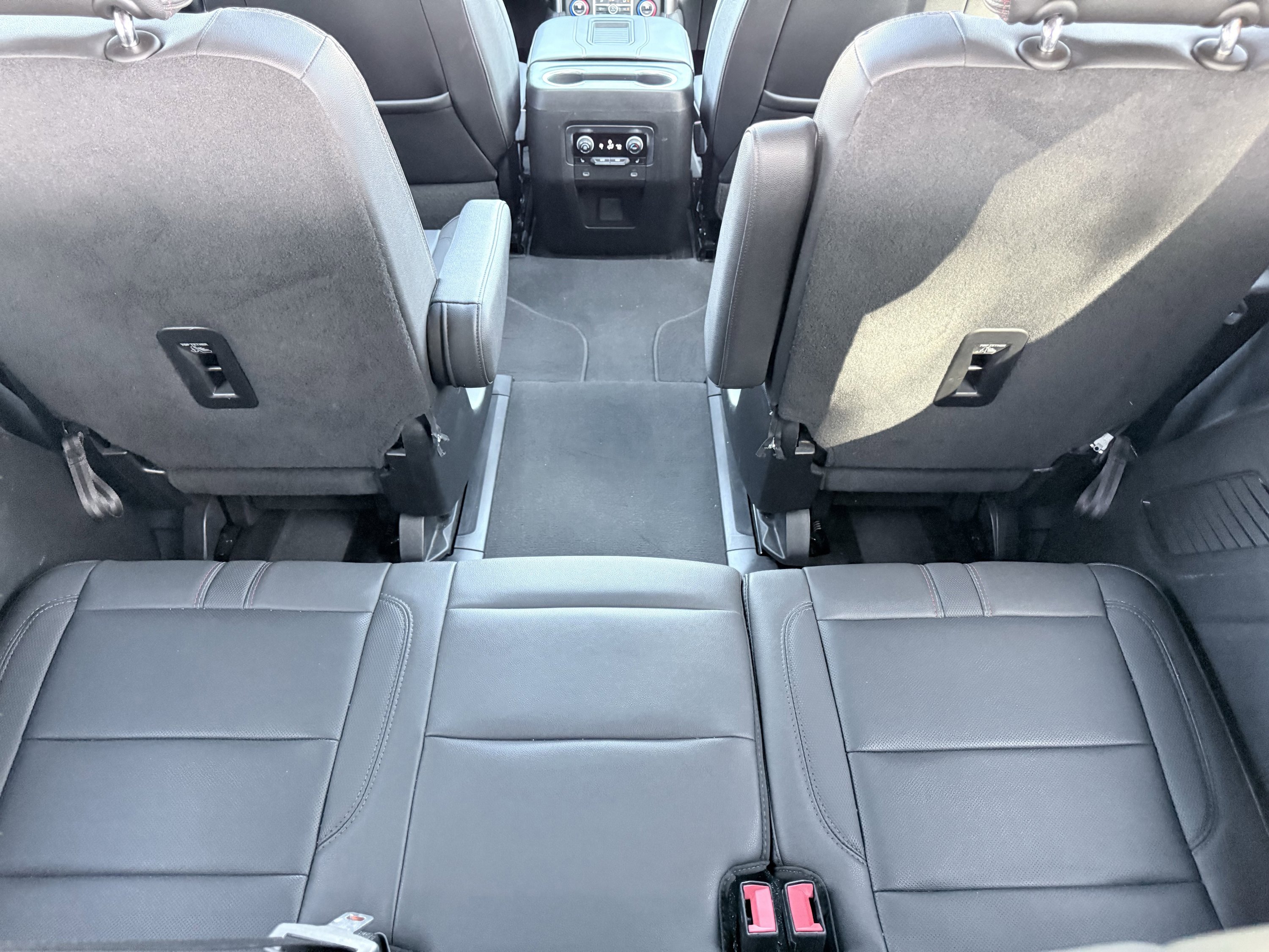 Used 2023 Chevrolet Tahoe RST w/ Luxury Package RWD image 11