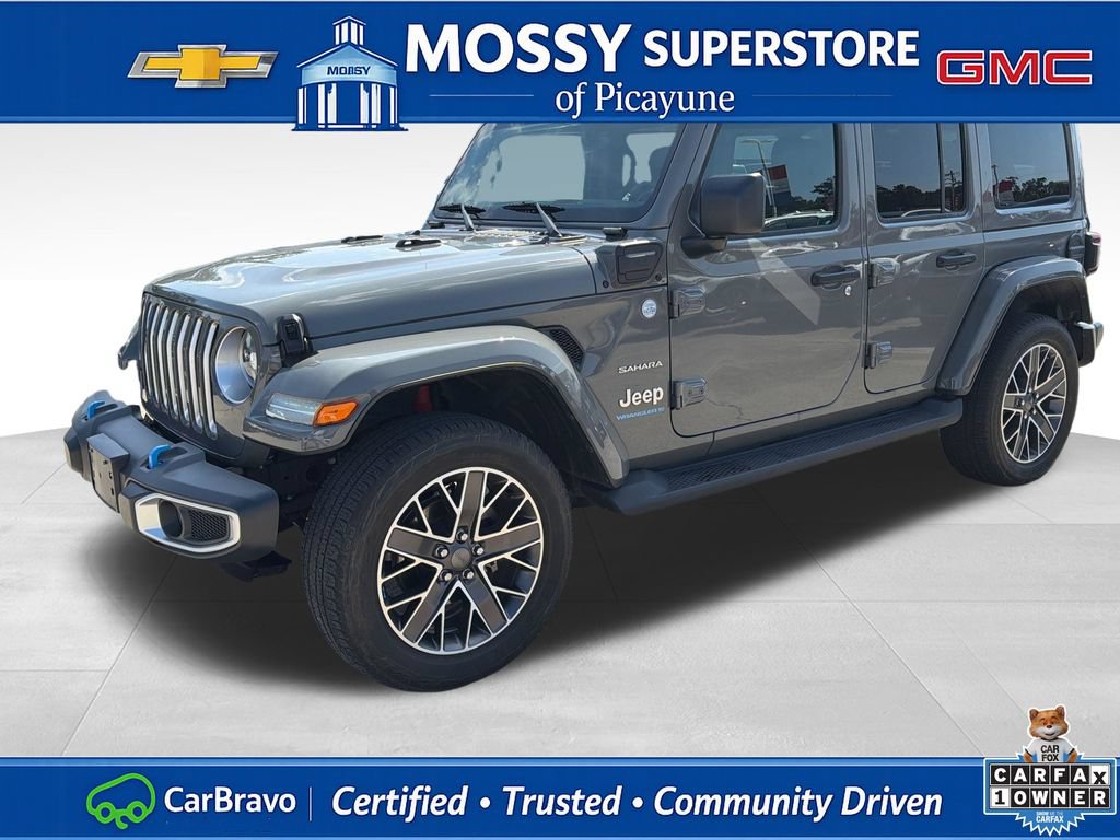 Used 2023 Jeep Wrangler Unlimited Sahara w/ Cold Weather Group AWD/4WD image 1