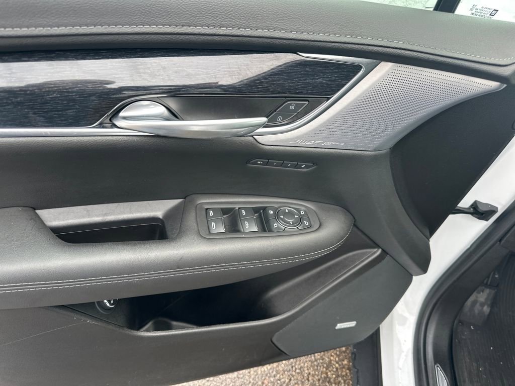 Certified 2023 Cadillac XT5 Premium Luxury w/ LPO, Floor Liner Package image 16