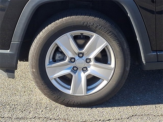 Used 2022 Jeep Compass Latitude image 8