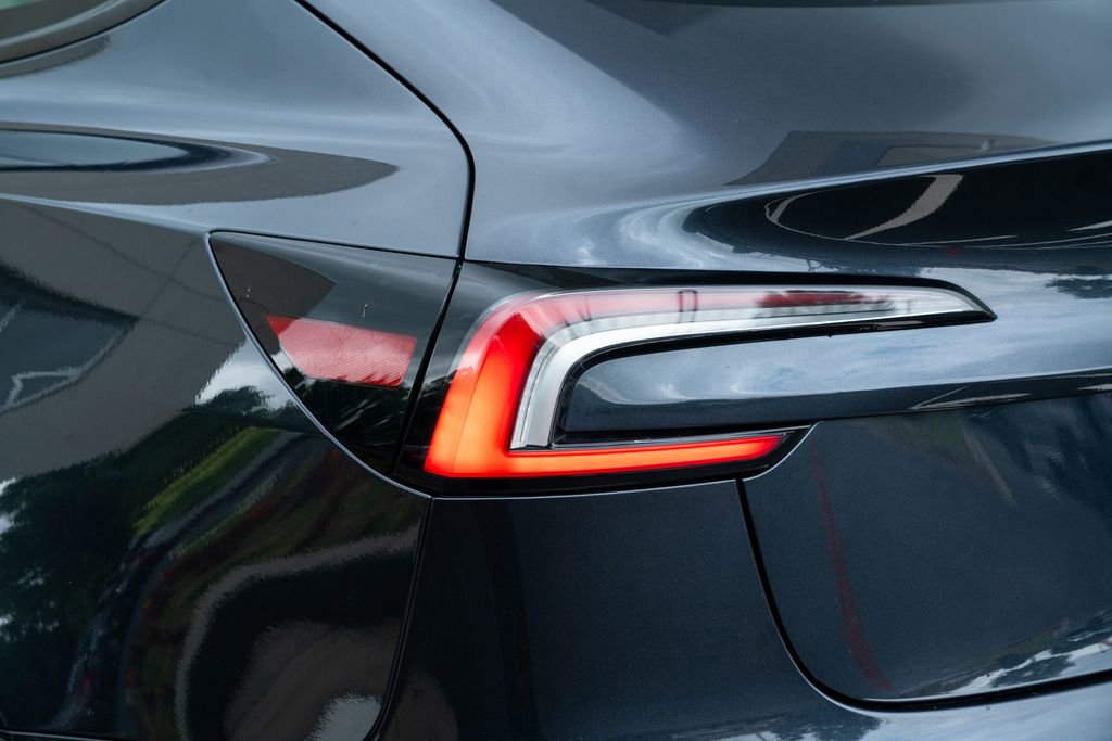 Used 2026 Tesla Model 3 RWD image 16