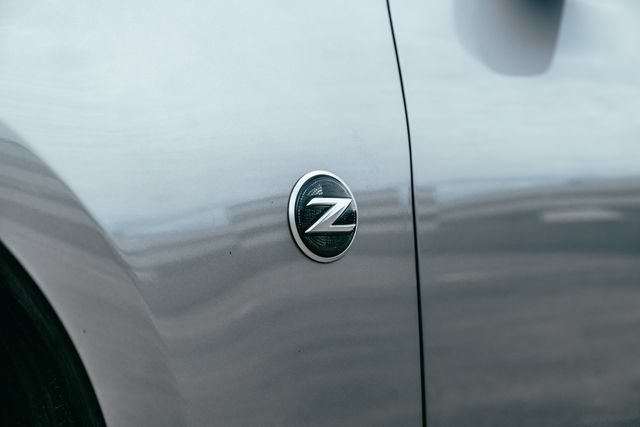Used 2009 Nissan 370Z Touring RWD image 26