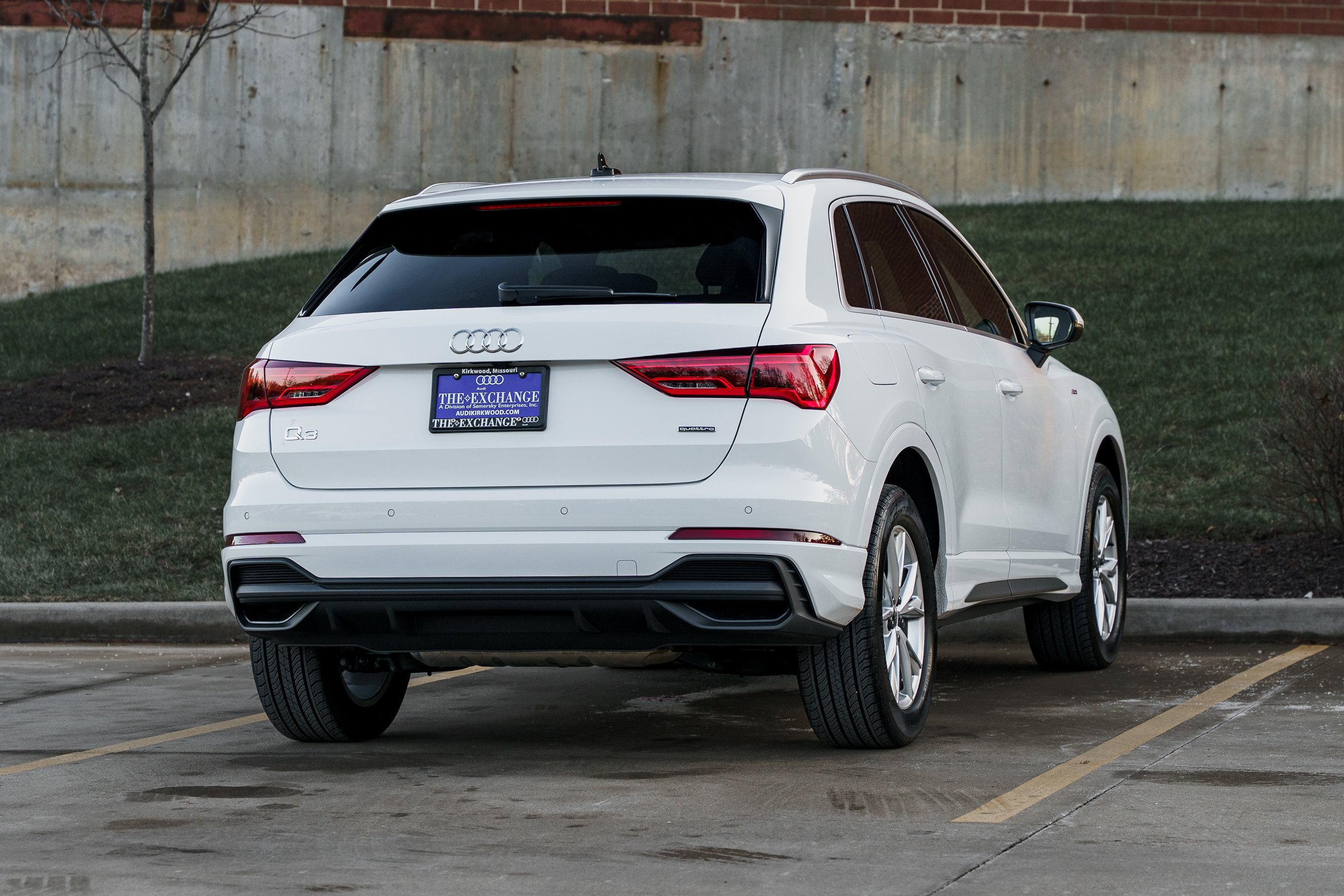 Certified 2025 Audi Q3 2.0T Premium w/ Convenience Package image 4