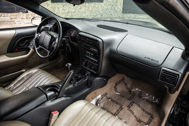 Used 2002 Chevrolet Camaro Z28 w/ SS Performance/Appearance Pkg RWD image 2