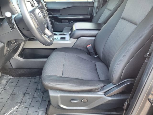 Used 2020 Ford Expedition XLT image 16