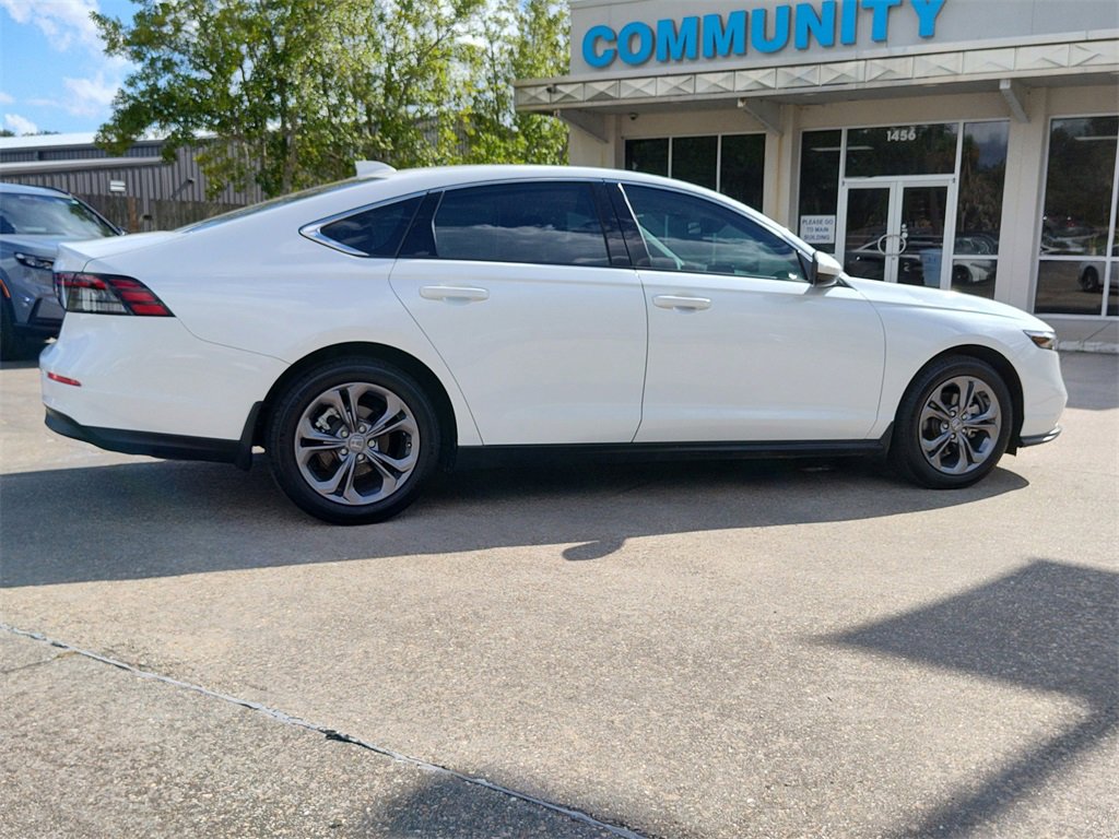 Certified 2024 Honda Accord EX image 10