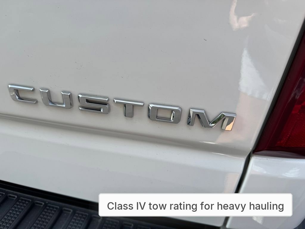 Used 2023 Chevrolet Silverado 1500 Custom image 33