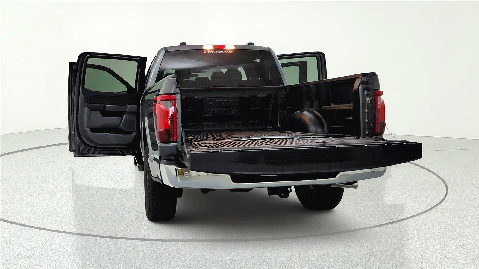 Used 2025 Ford F150 XLT w/ Equipment Group 301A Standard AWD/4WD image 14