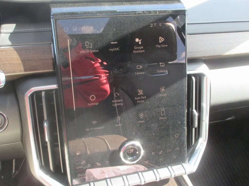 New 2026 GMC Acadia Denali Ultimate FWD image 19