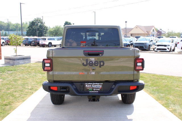 New 2026 Jeep Gladiator Sport AWD/4WD image 34