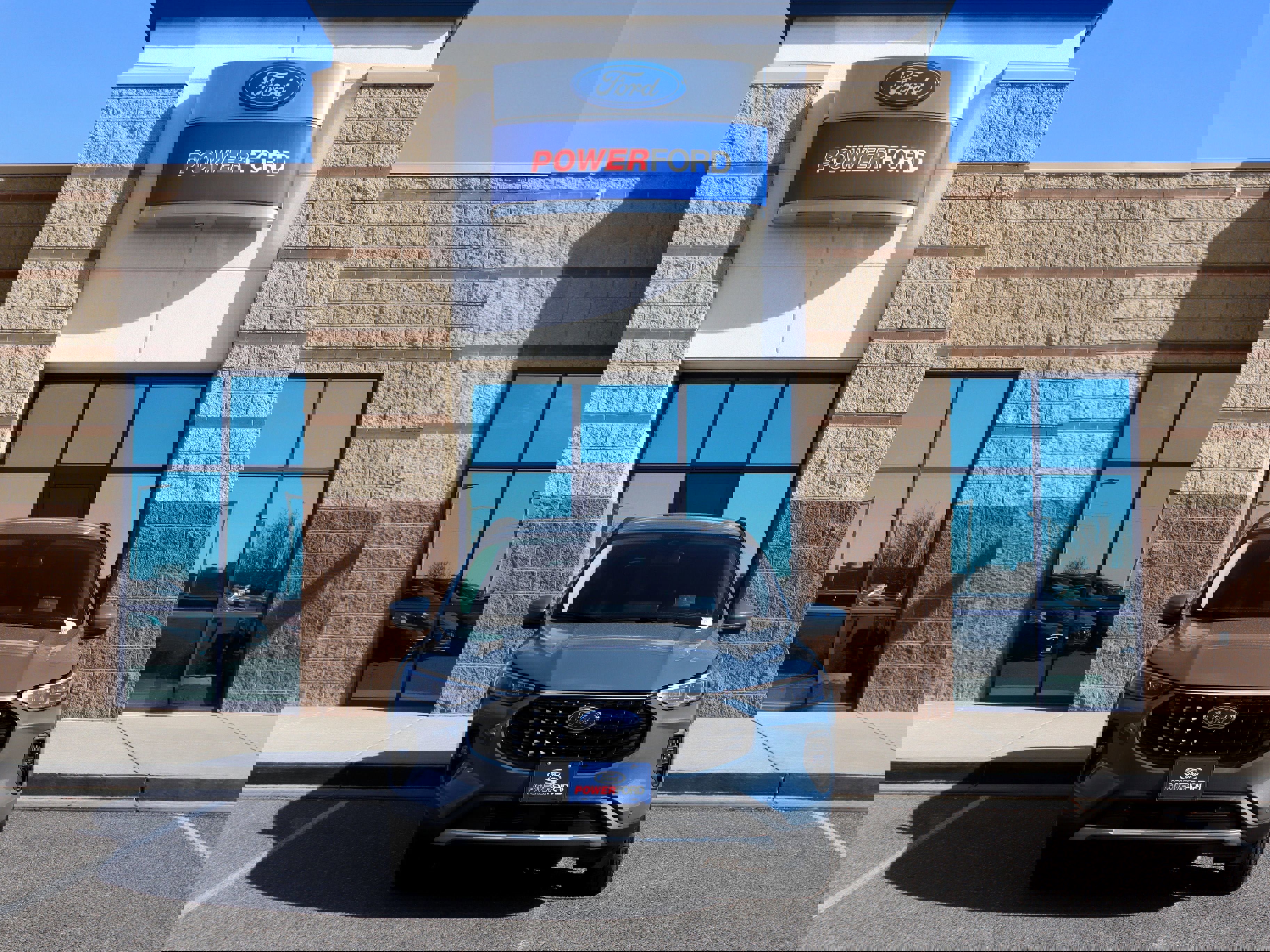 New 2026 Ford Escape SE w/ PHEV Premium Package image 3