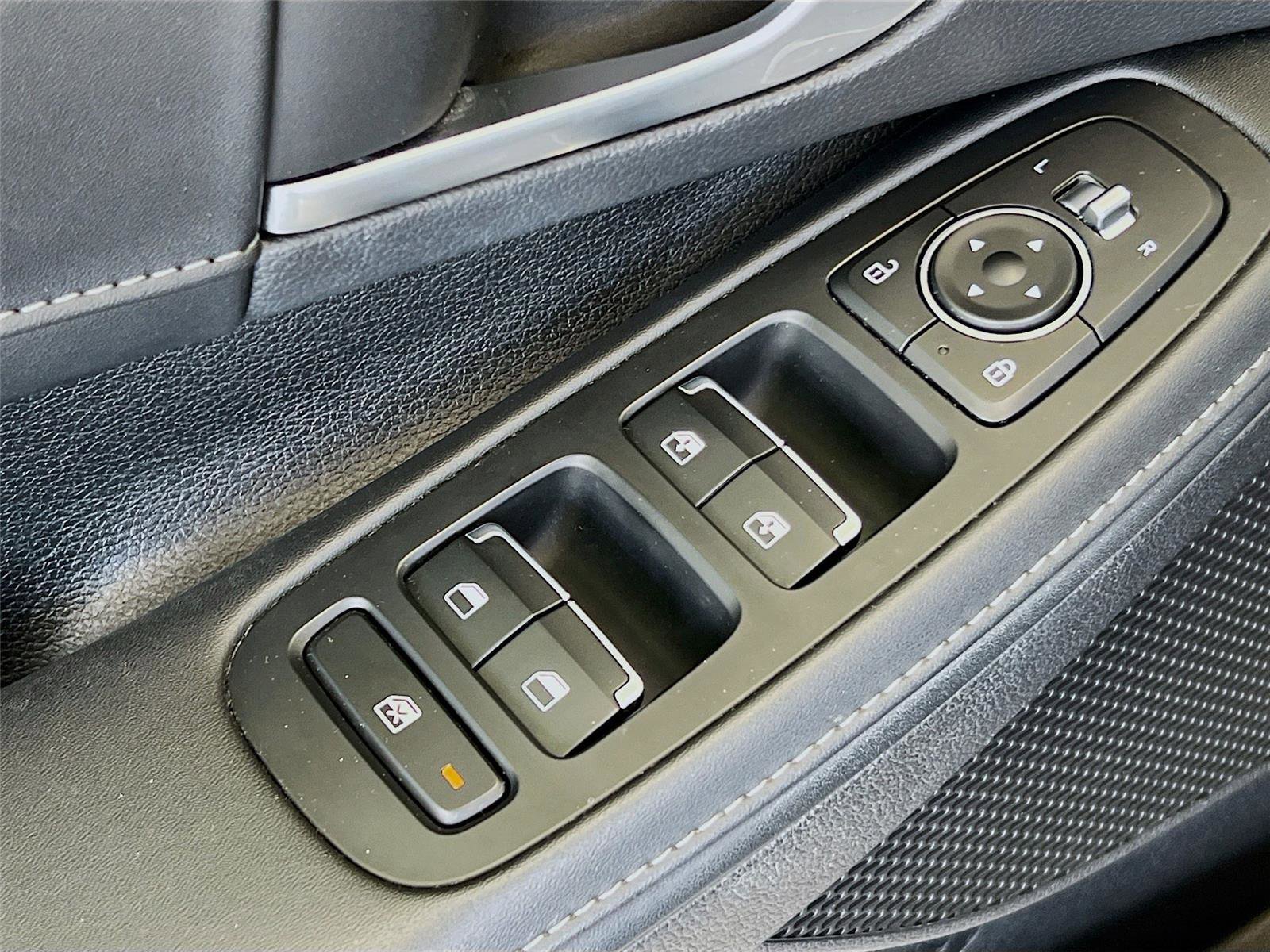 Used 2020 Hyundai Sonata Limited FWD image 21