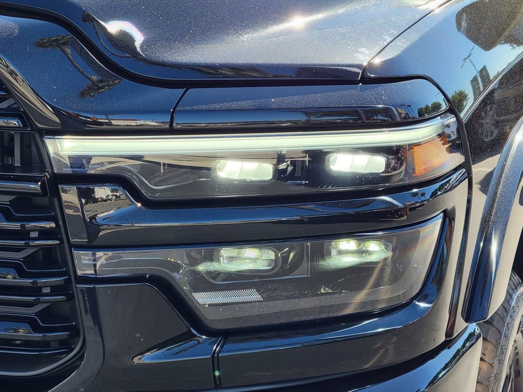 Used 2025 RAM 2500 Limited image 28