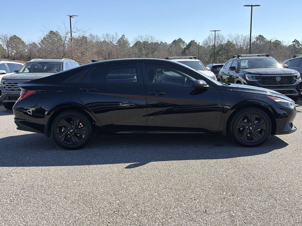 Used 2023 Hyundai Elantra SEL image 6