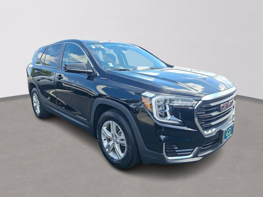 Certified 2022 GMC Terrain SLE FWD image 3
