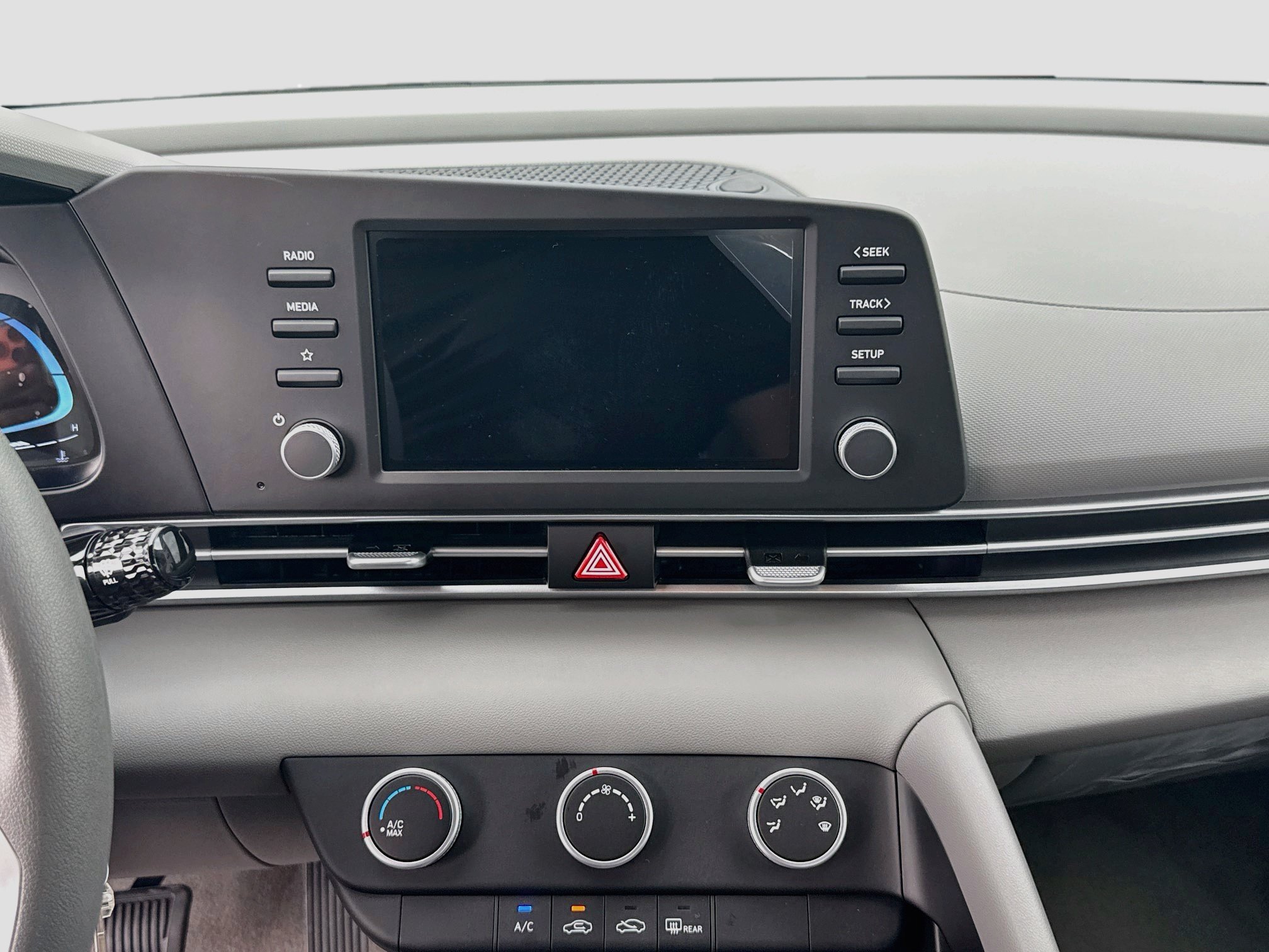 New 2026 Hyundai Elantra SE FWD image 10