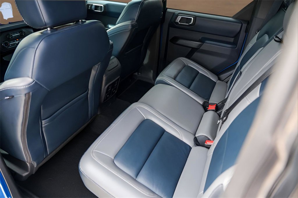 Used 2024 Ford Bronco Outer Banks image 26