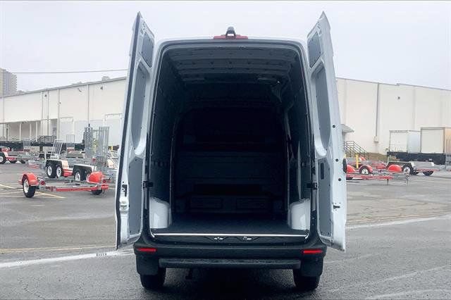 New 2026 Mercedes-Benz Sprinter 2500 image 4
