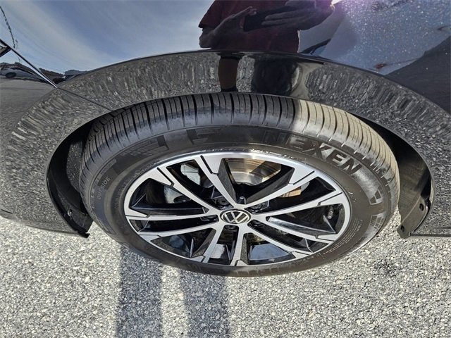 Used 2025 Volkswagen Jetta Sport image 16