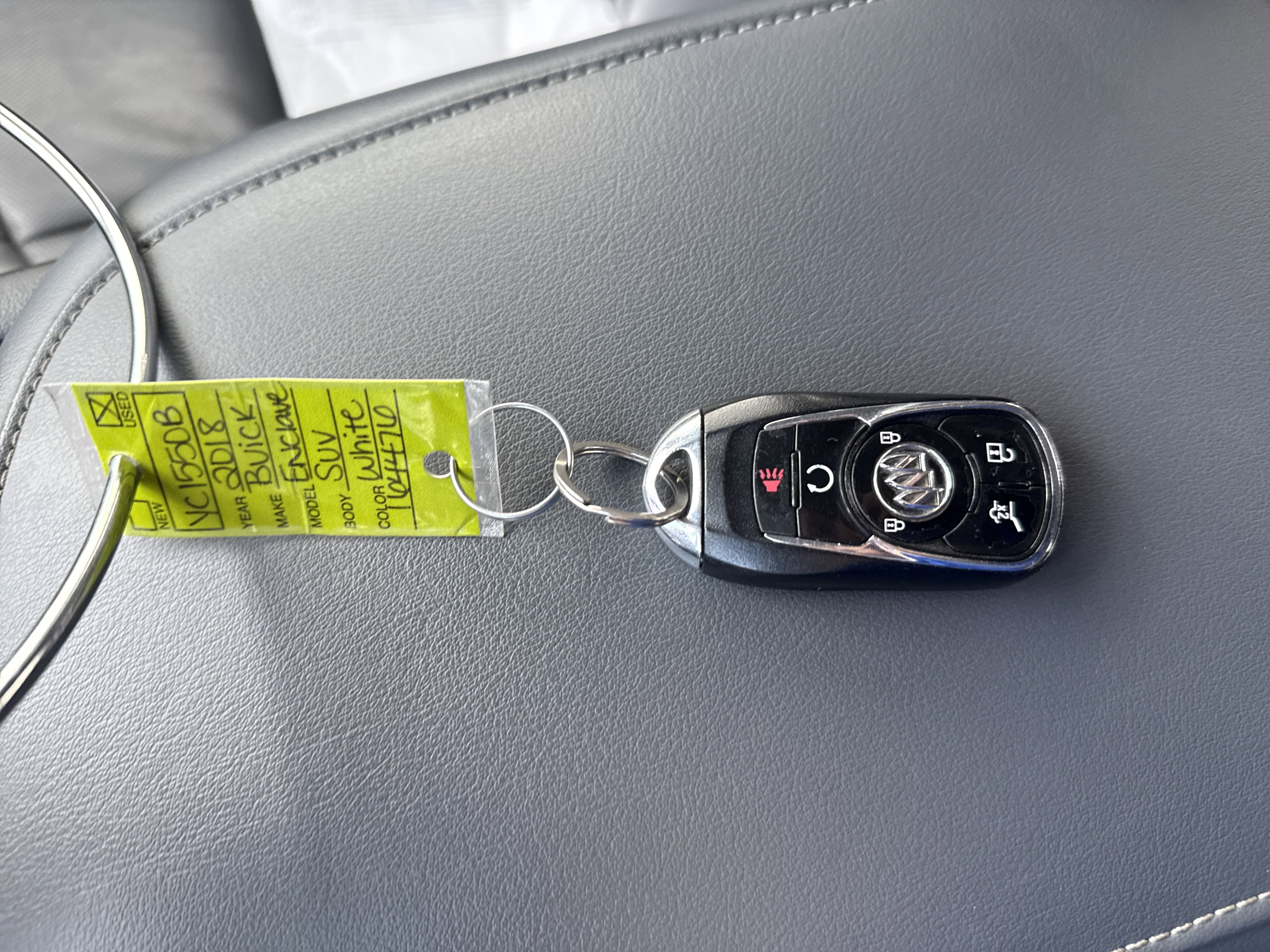Used 2018 Buick Enclave Premium AWD/4WD image 29