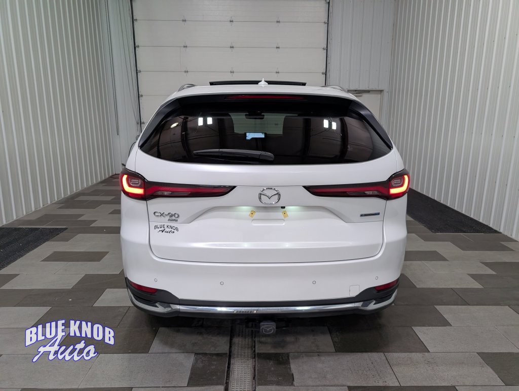 Used 2024 MAZDA CX-90 Plug-In Hybrid w/ Premium Pkg AWD/4WD image 3