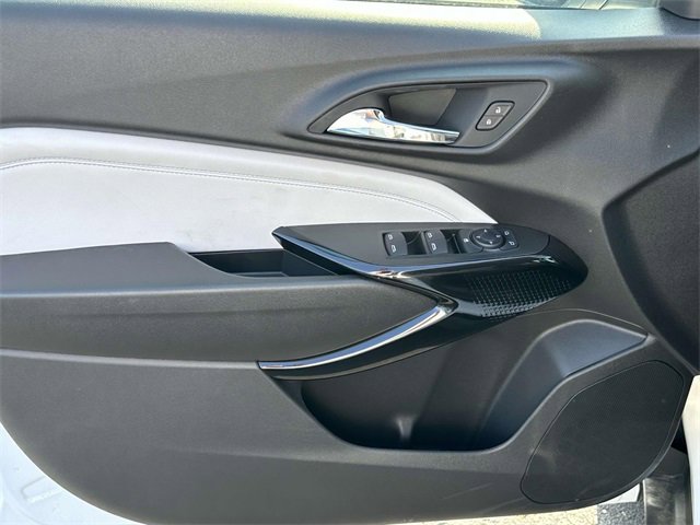 New 2025 Chevrolet Trax LT w/ Driver Confidence Package image 14