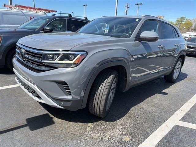 Used 2021 Volkswagen Atlas Cross Sport SE image 1