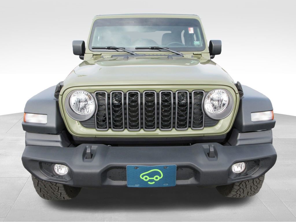 Used 2025 Jeep Wrangler Sport AWD/4WD image 8