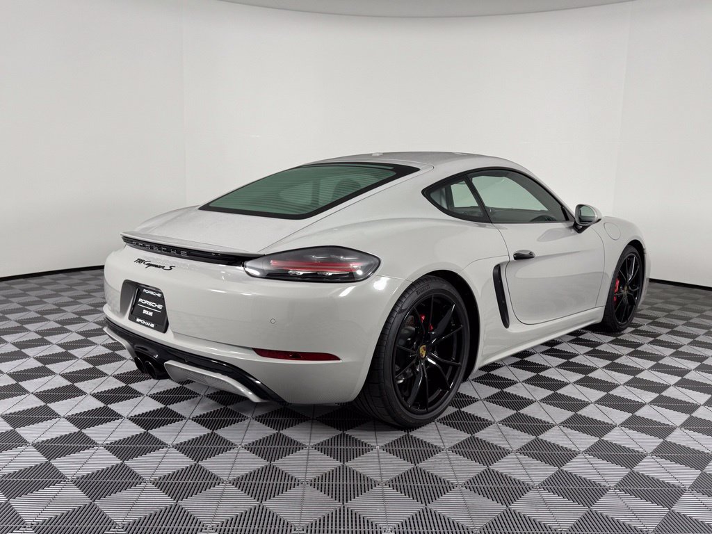 Certified 2025 Porsche 718 Cayman S RWD image 9