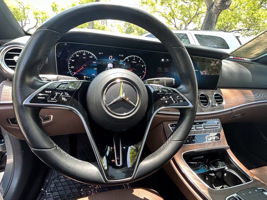Used 2023 Mercedes-Benz E 350 4MATIC Sedan image 17