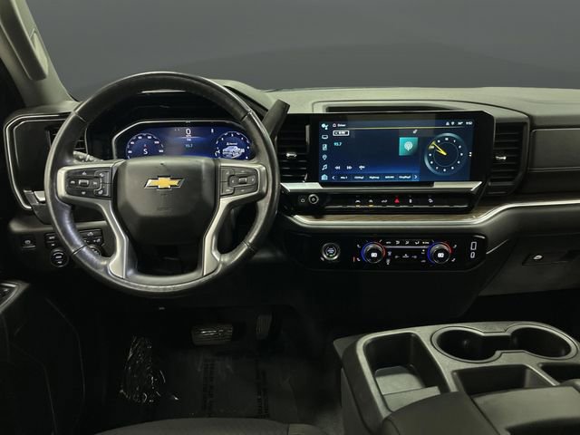 Used 2022 Chevrolet Silverado 1500 LT w/ Z71 Off-Road Package image 5