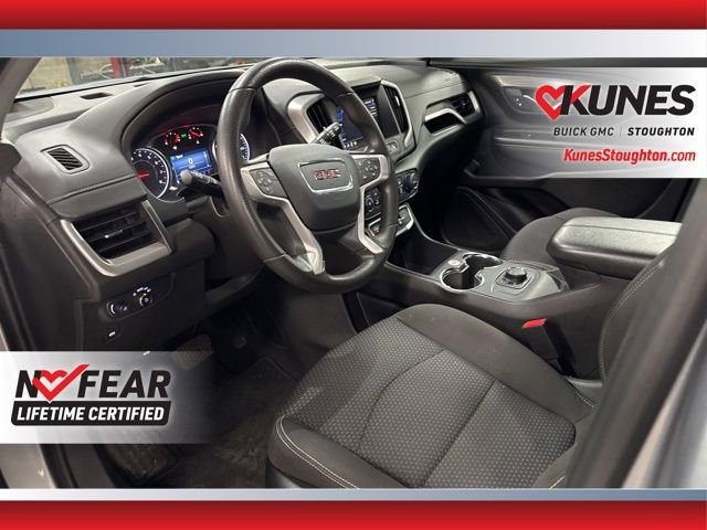 Used 2024 GMC Terrain SLE image 18