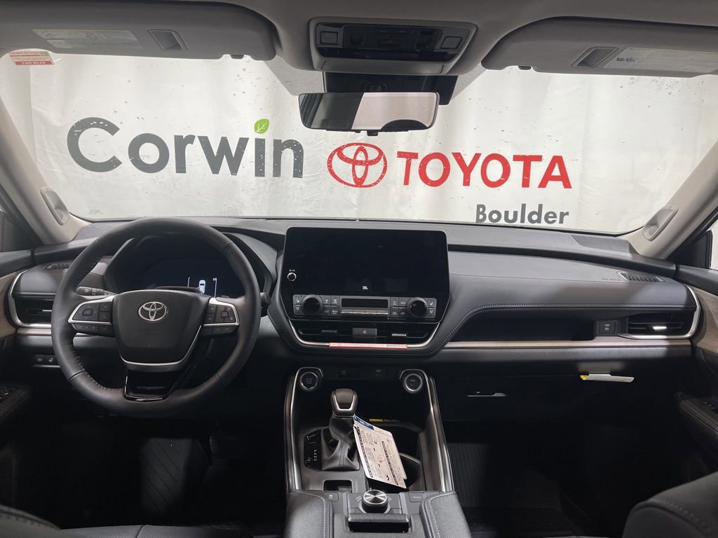 Used 2026 Toyota Grand Highlander Platinum image 19