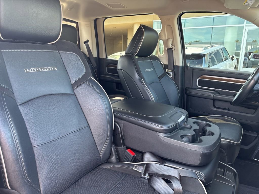 Used 2024 RAM 2500 Laramie AWD/4WD image 12