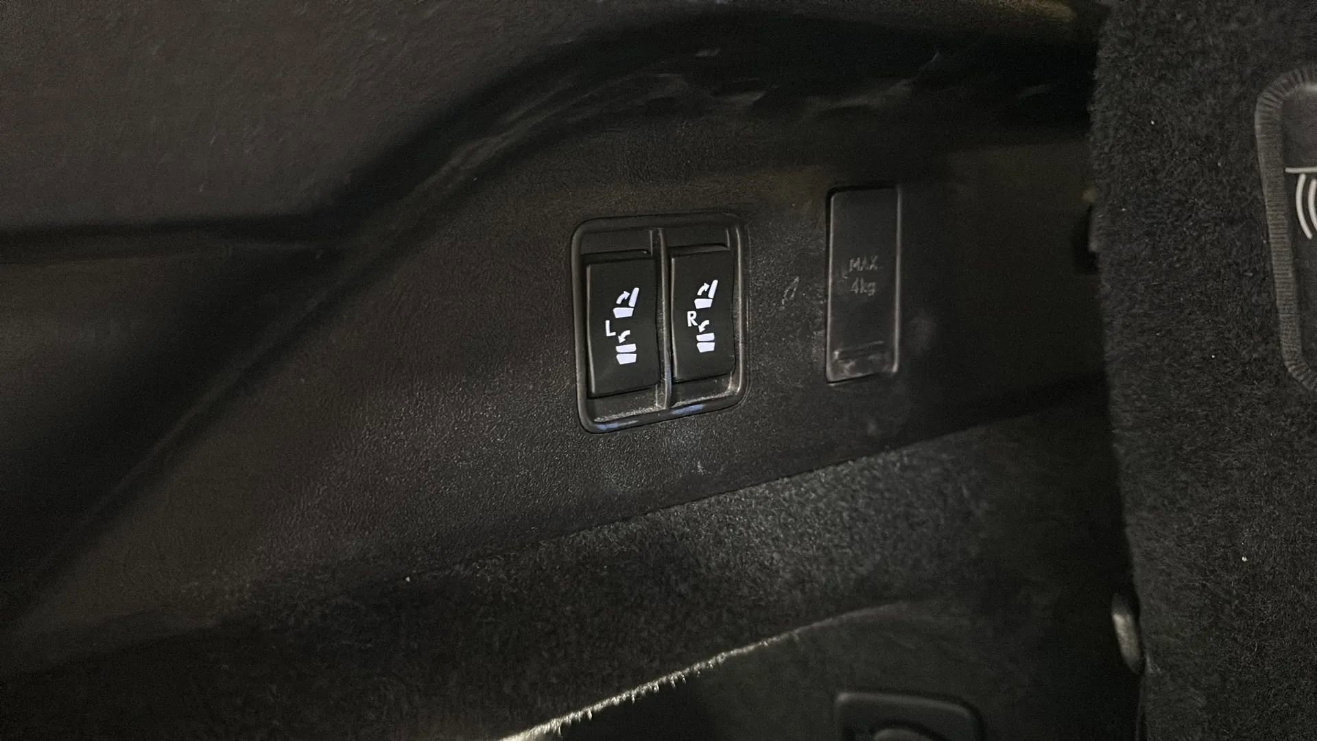 Used 2018 Lexus RX 350L AWD image 16