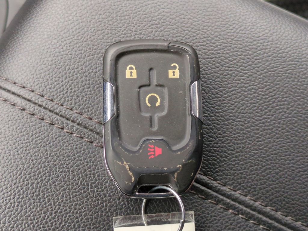 Used 2023 GMC Terrain SLE w/ Driver Convenience Package image 35