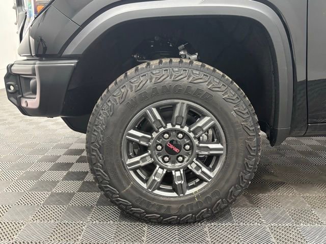 New 2026 GMC Sierra 1500 AT4X image 18