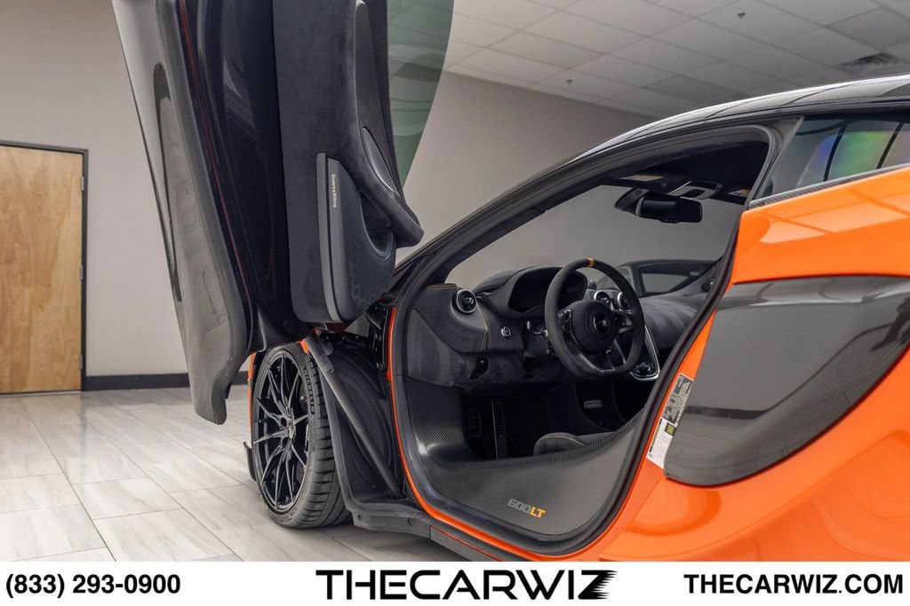Used 2019 McLaren 600LT RWD image 47