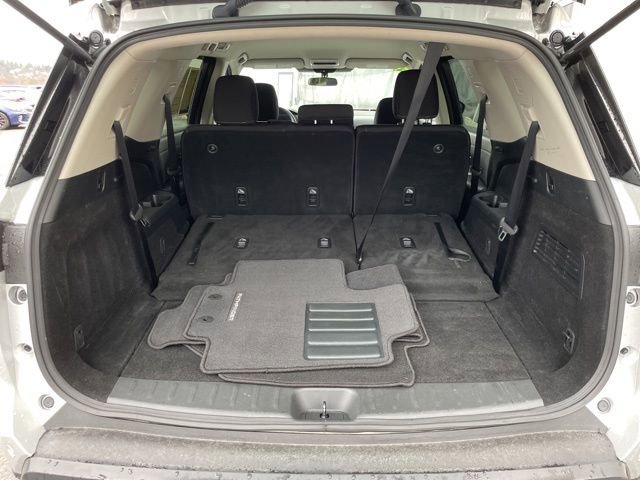 Used 2024 Nissan Pathfinder S AWD/4WD image 29