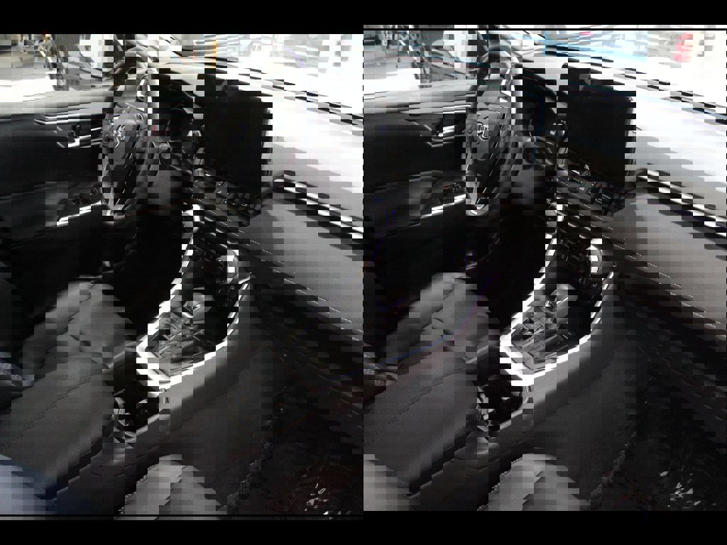 Used 2023 Toyota RAV4 XLE Premium image 23