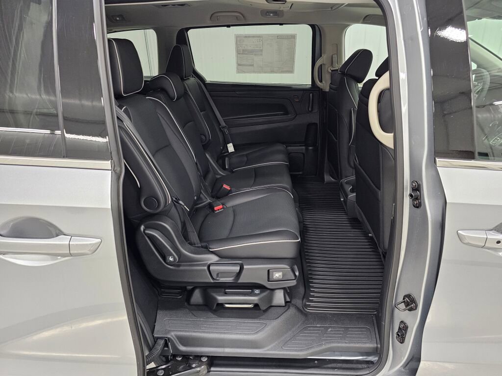 New 2026 Honda Odyssey Elite image 22