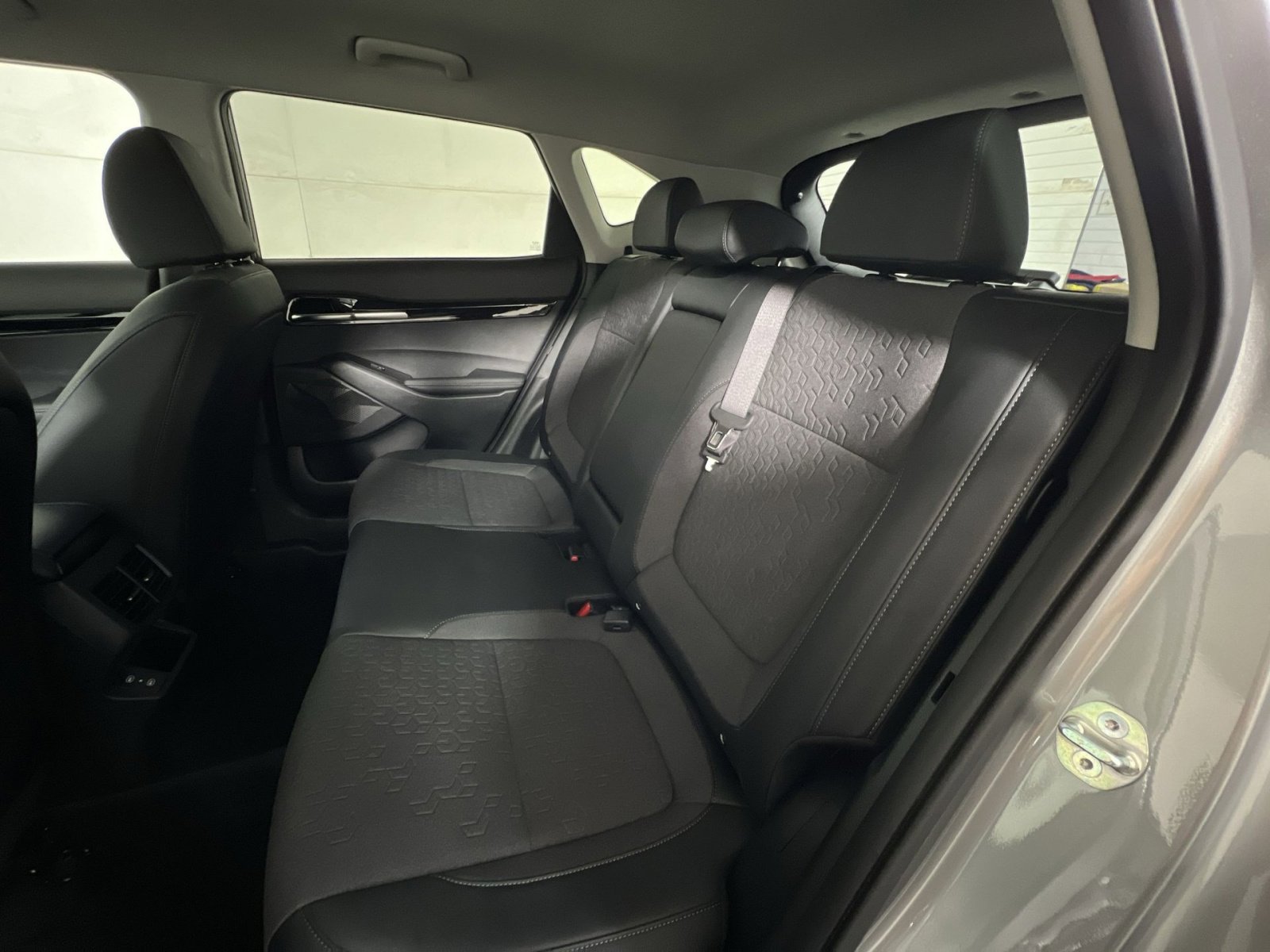 Used 2024 Kia Seltos S AWD/4WD image 24