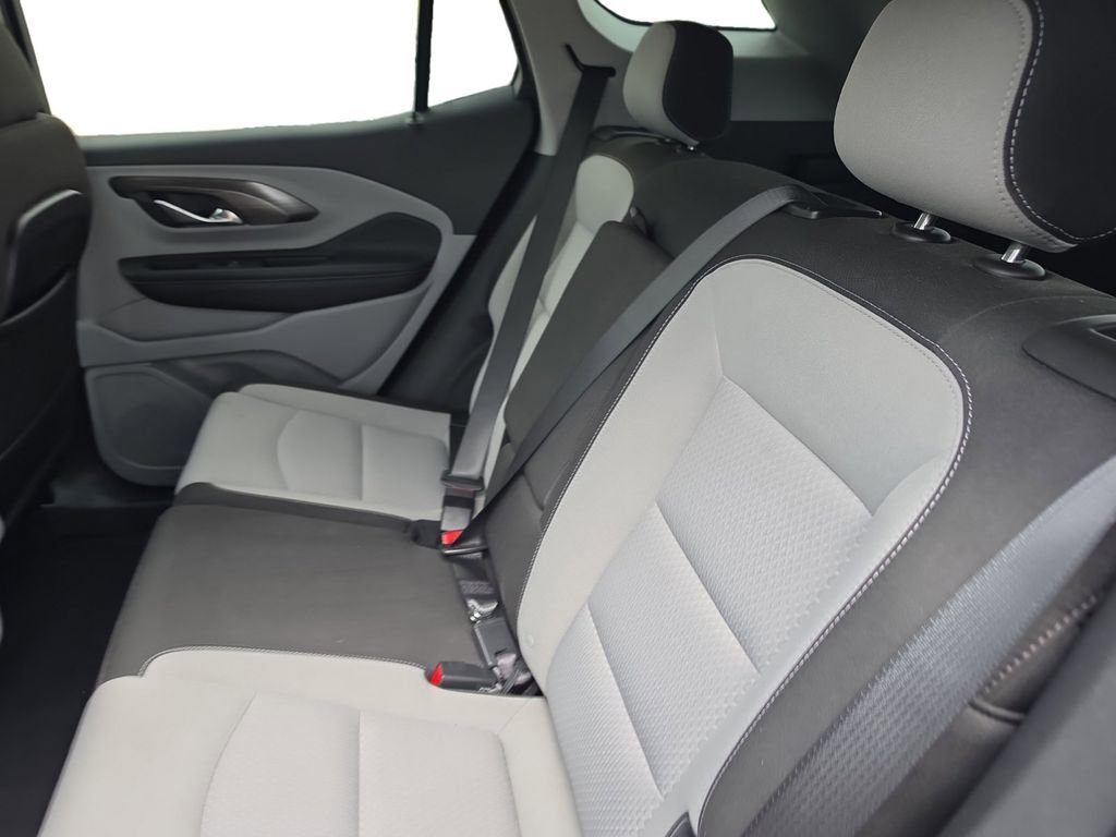Used 2023 GMC Terrain SLE w/ Driver Convenience Package FWD image 13
