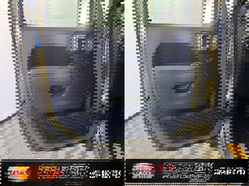 New 2026 Jeep Wrangler Unlimited Sport image 12