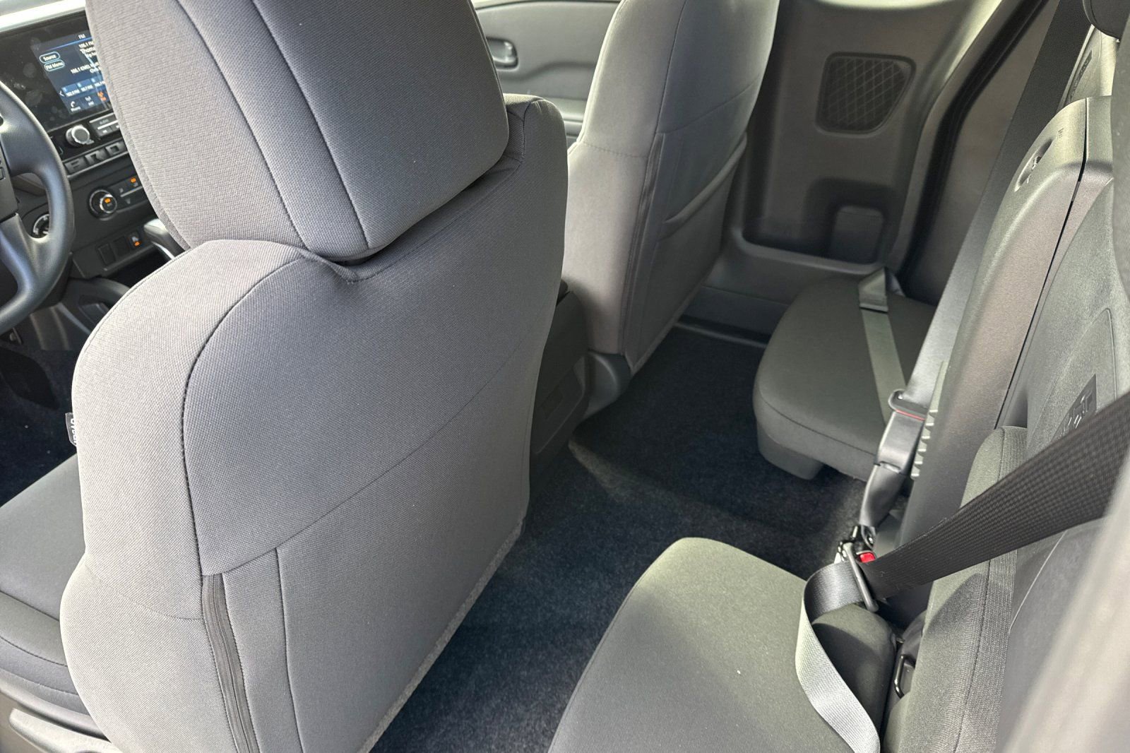 New 2026 Nissan Frontier S image 9